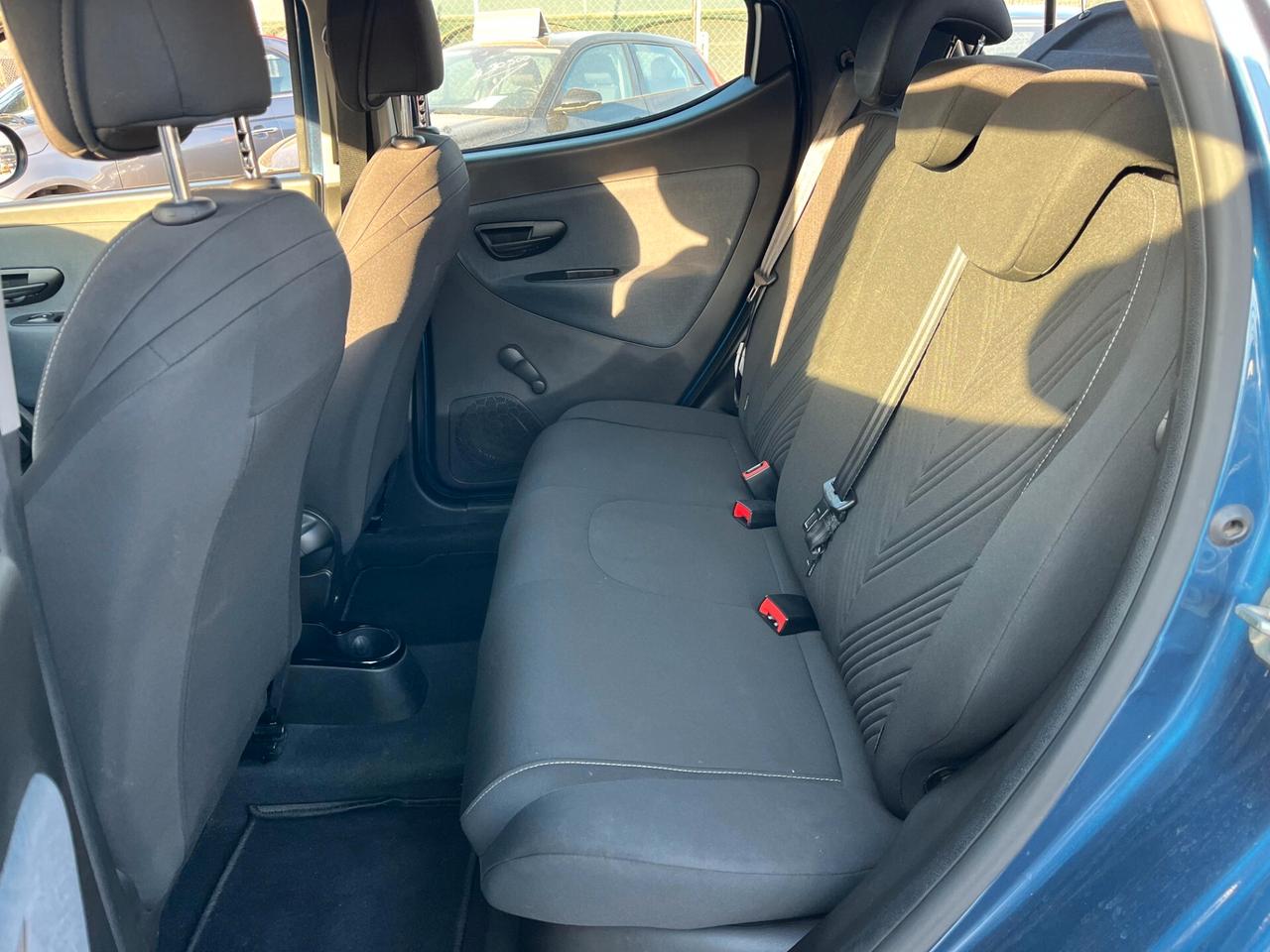 Lancia Ypsilon 1.0 FireFly 5 porte S&S Hybrid Gold