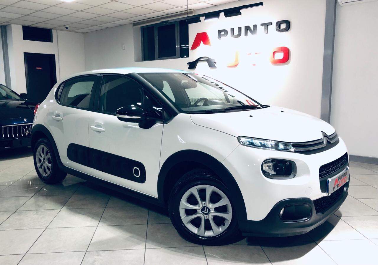 Citroen C3 PureTech 82 bianca tetto a contrasto