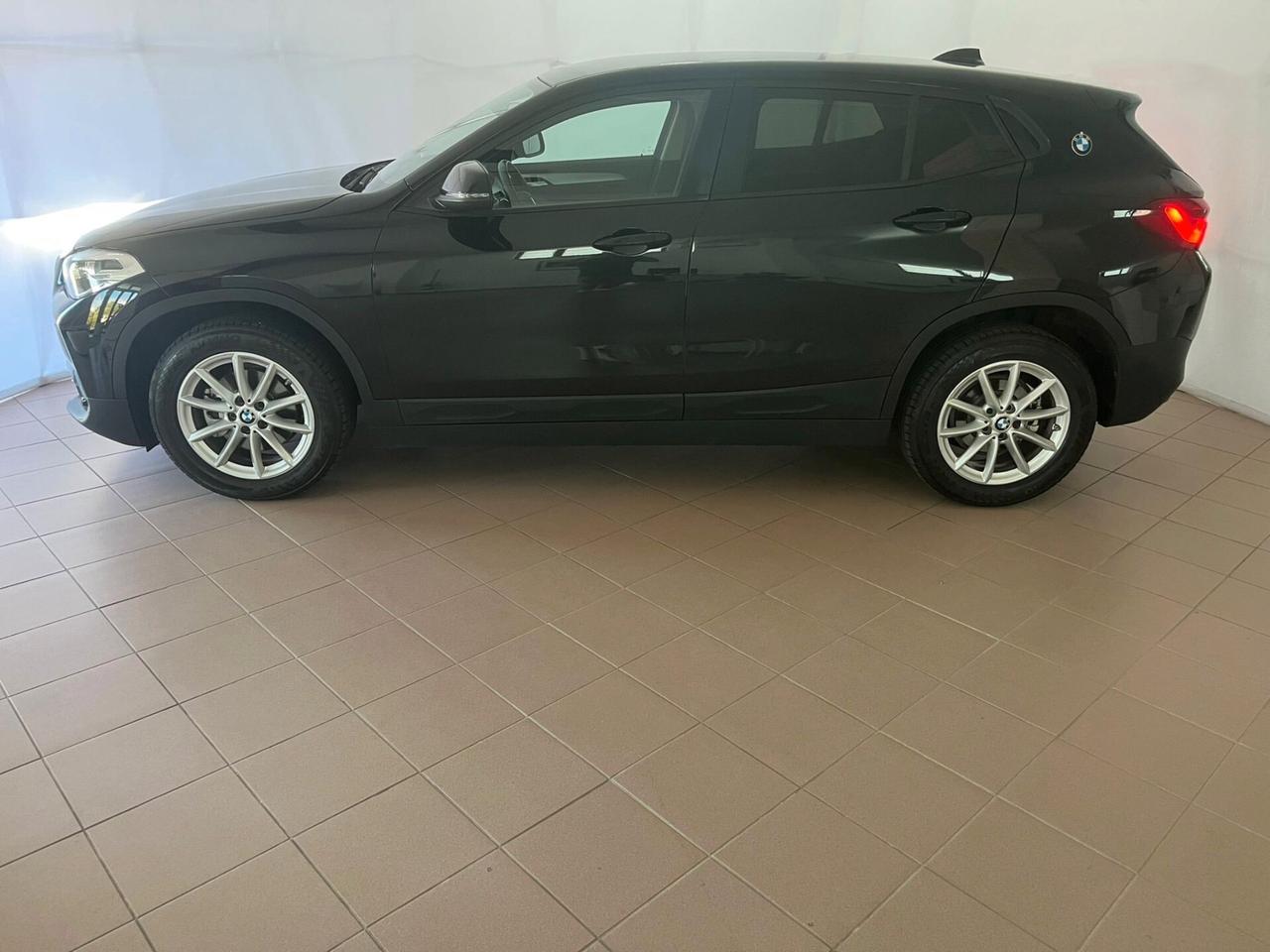 Bmw X2 sDrive18d - 690 -