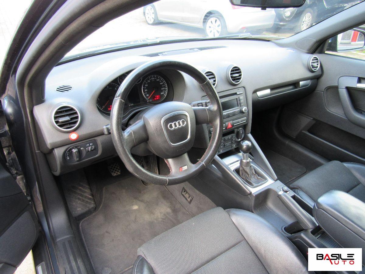 AUDI - A3 Sportback - 2.0 16V TDI S-LINE