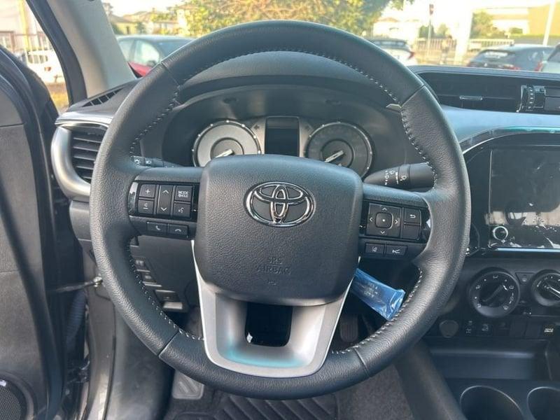 Toyota Hilux 2.4 Diesel AT Double Cab 4WD Lounge MY24
