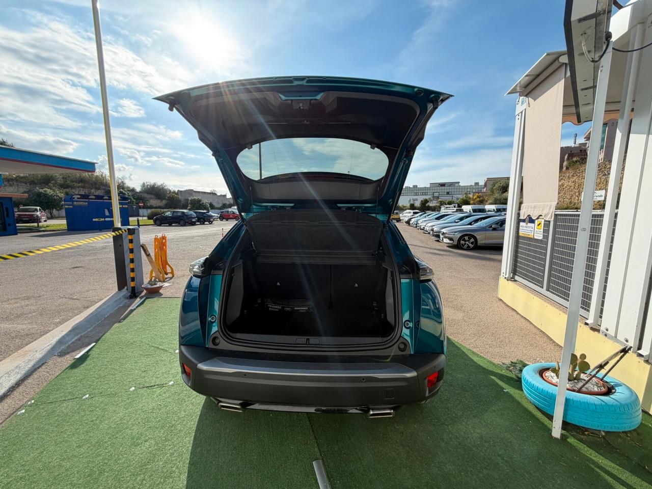 Peugeot 2008 Hybrid 145 e-DCS6 Style