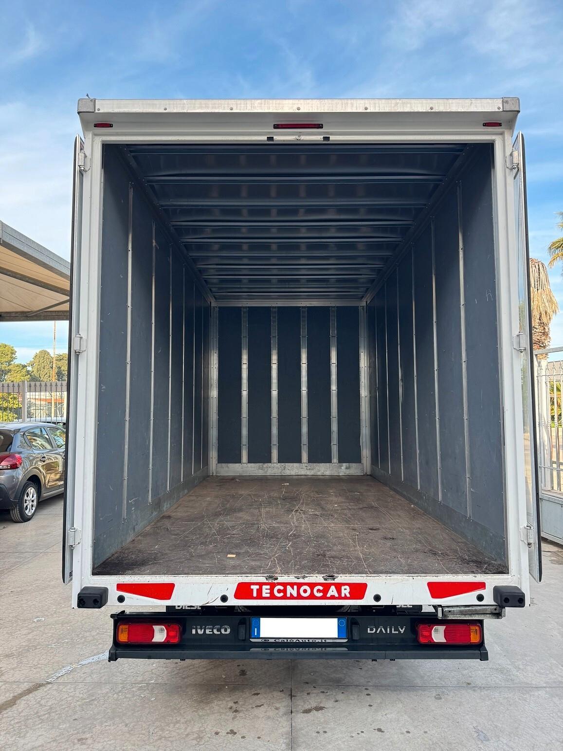 Daily 35C14 CASSONE ANNO 2024 PARI NUOVO