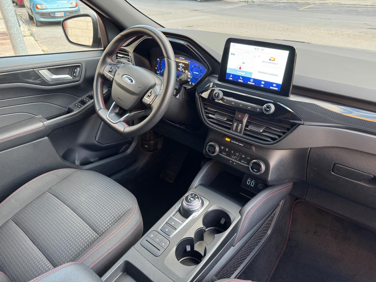 Ford Kuga 1.5 TDCI 120 CV ST-Line AUTO