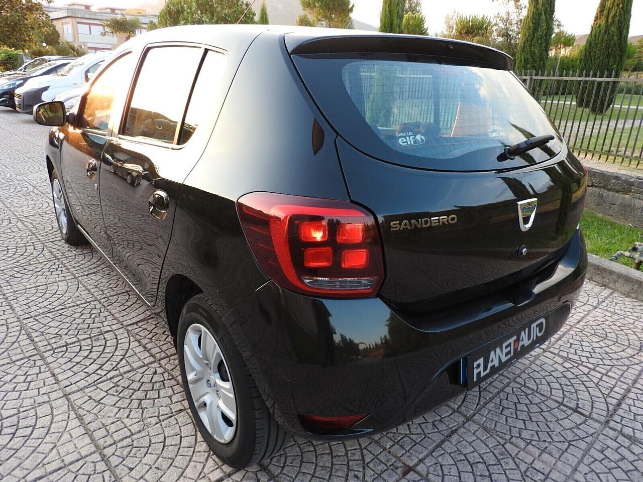 DACIA SANDERO Streetway x neopat.