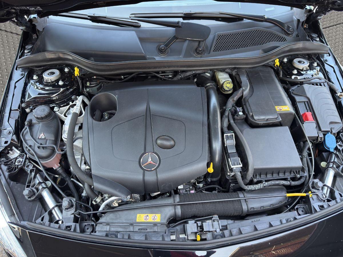 MERCEDES - Classe A - A 200 d 136CV Automatic Premium BLACK EDITION