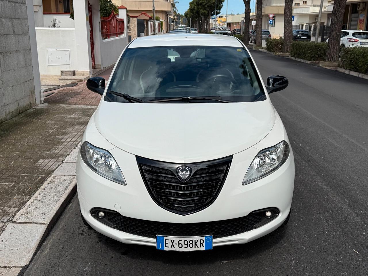 Lancia Ypsilon 1.2 69CV Elefant Bianco *KM 60.000