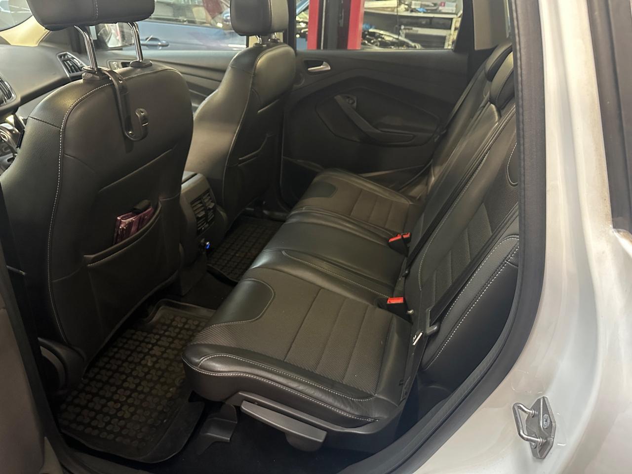 Ford Kuga 2.0 TDCI 163 CV 4WD Problemi cambio.