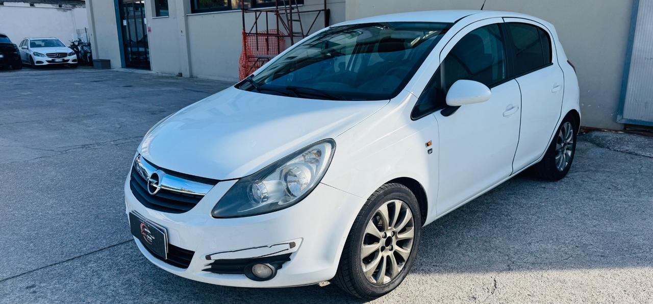 Opel Corsa 1.2 5 porte ok neopatentati