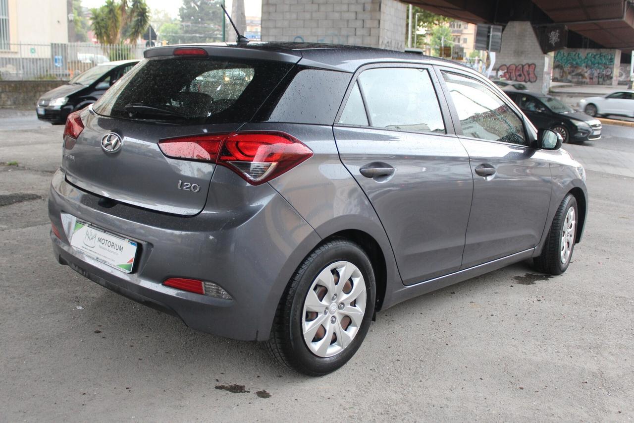 Hyundai i20 1.2 5 porte Econext Blackline
