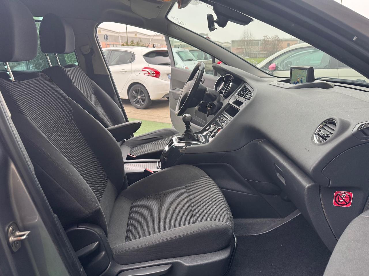 Peugeot 5008 BlueHDi 120 S&S Allure