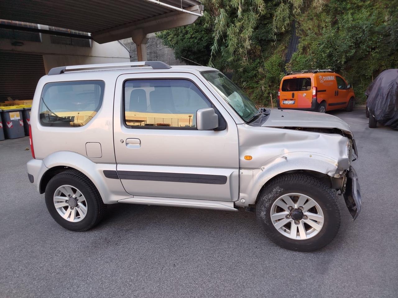 Suzuki Jimny 1.3i 16V cat 4WD Special SINISTRATA AIRBAG KO