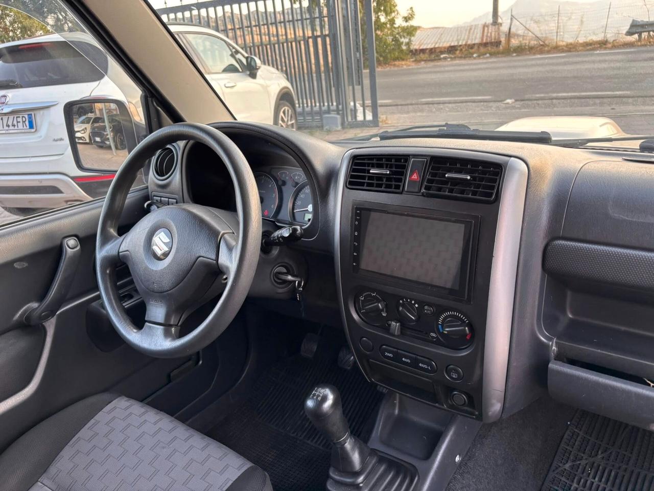 SUZUKI JIMNY