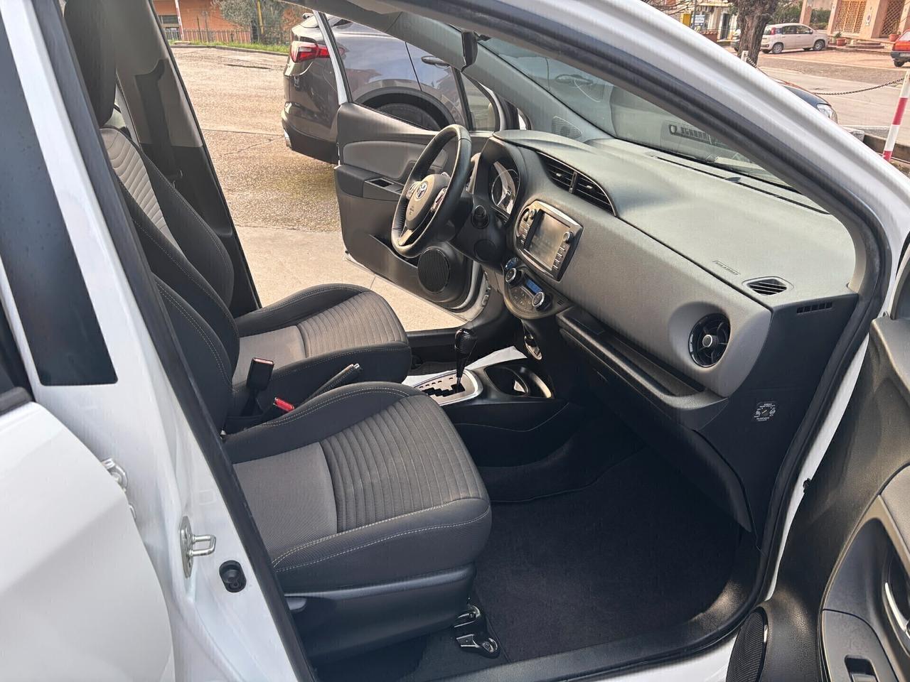 Toyota Yaris Hybrid UNIPROPRIETARIO 2019