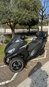 Peugeot Metropolis SW 400