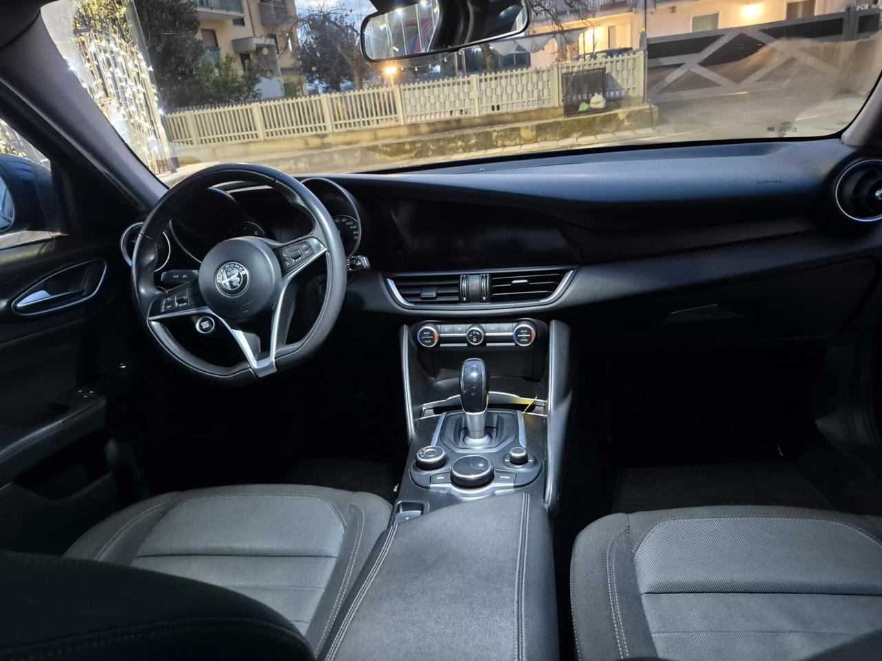 Alfa Romeo Giulia 2.2 Turbodiesel 150 CV AT8 Super