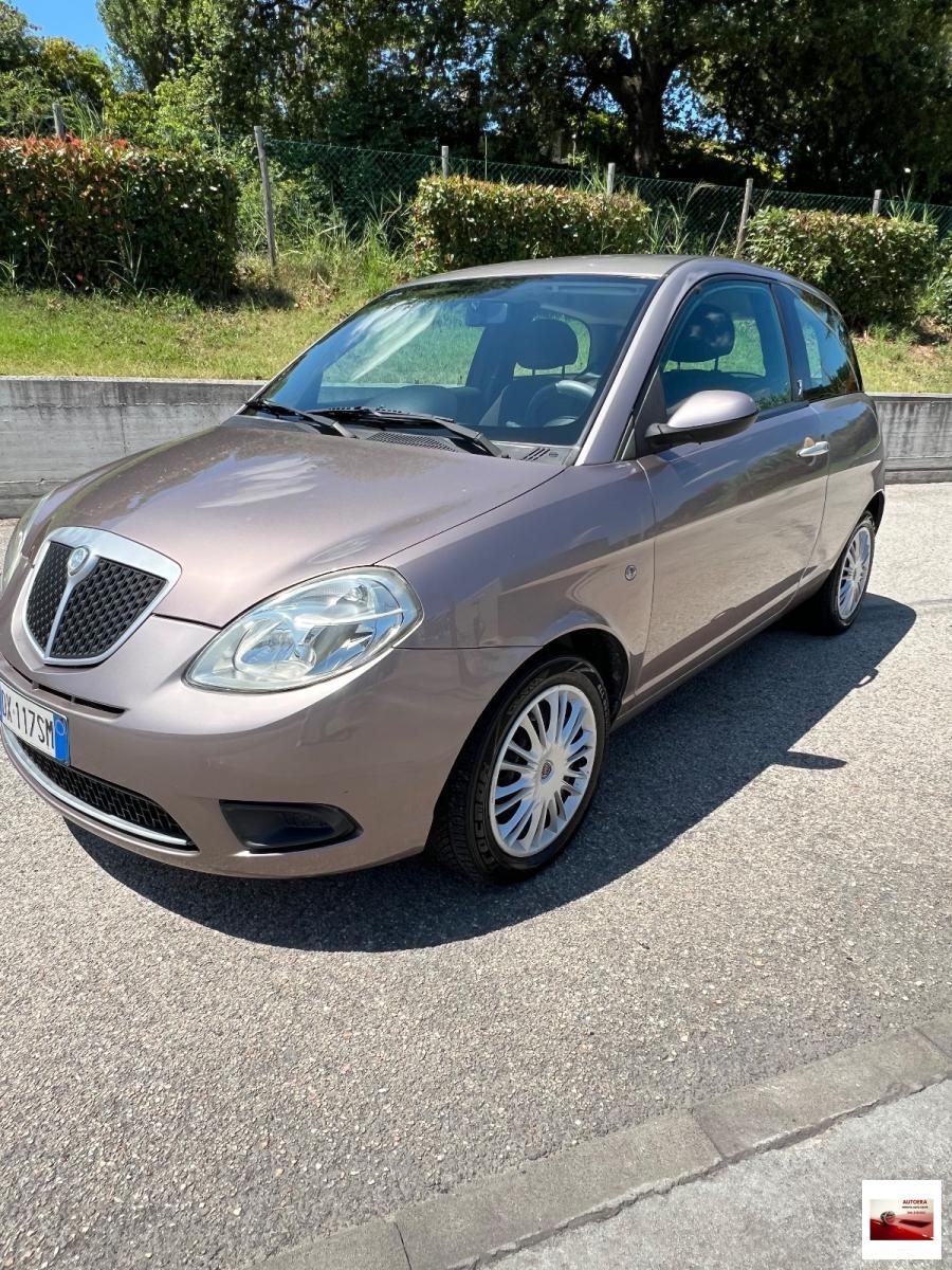 LANCIA - Ypsilon - 1.2 Argento