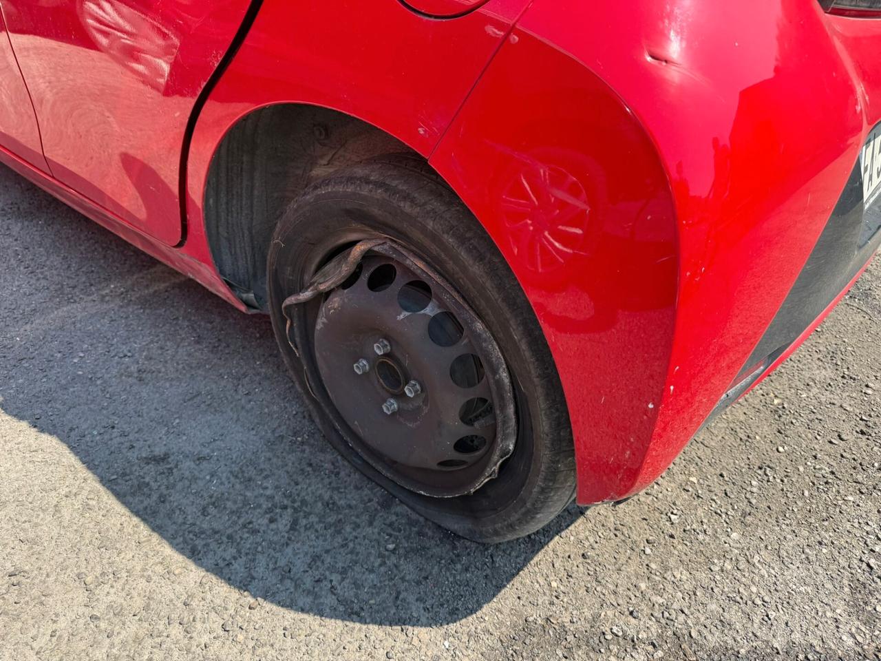 Toyota Aygo 1.0 Benz. Incidentata 5 porte x-cool
