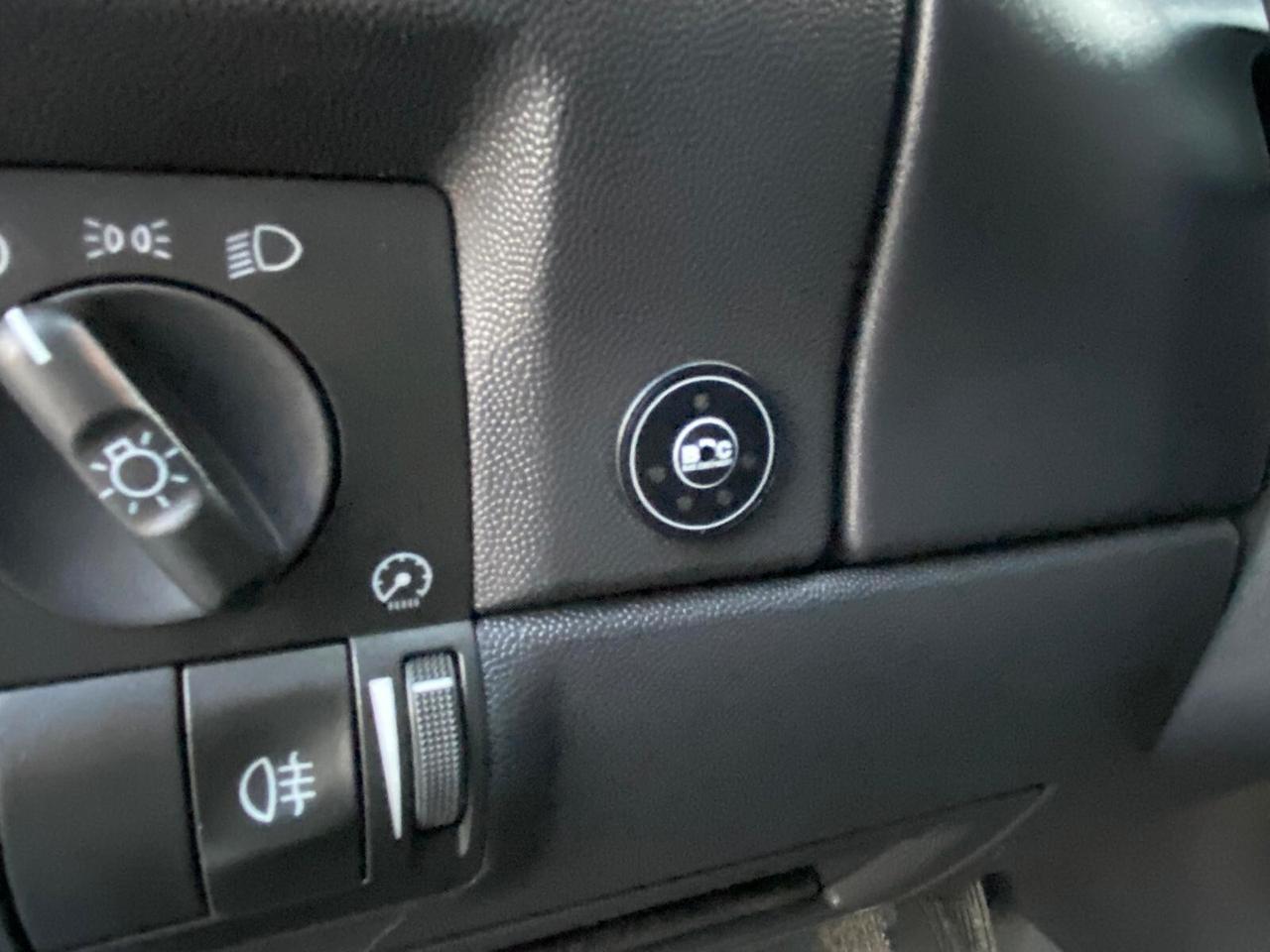 Opel Corsa 1.0i 12V GPL cat 5 porte Enjoy