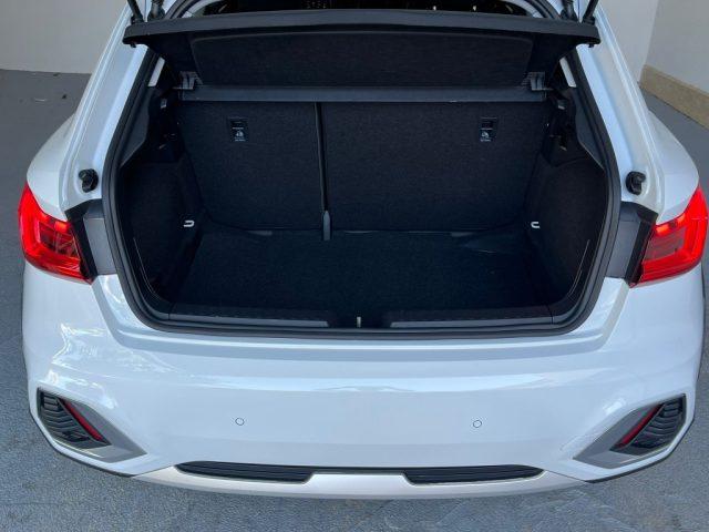 AUDI A1 citycarver 30 TFSI Admired