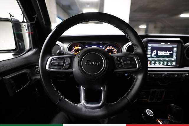 Jeep Gladiator 3.0 V6 Overland 4wd auto