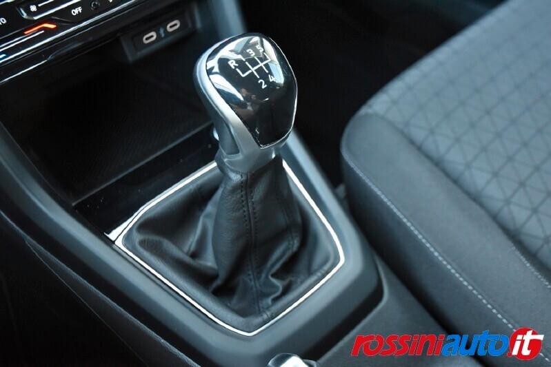 VOLKSWAGEN T-Cross 1.0 TSI 95 CV SPORT R-LINE + TECH PACK + REARVIEW