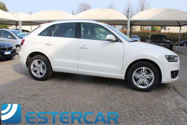 AUDI Q3 2.0 TDI quattro TETTO