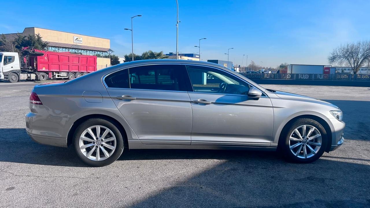 Volkswagen Passat 2.0 TDI Highline BlueMotion Technology