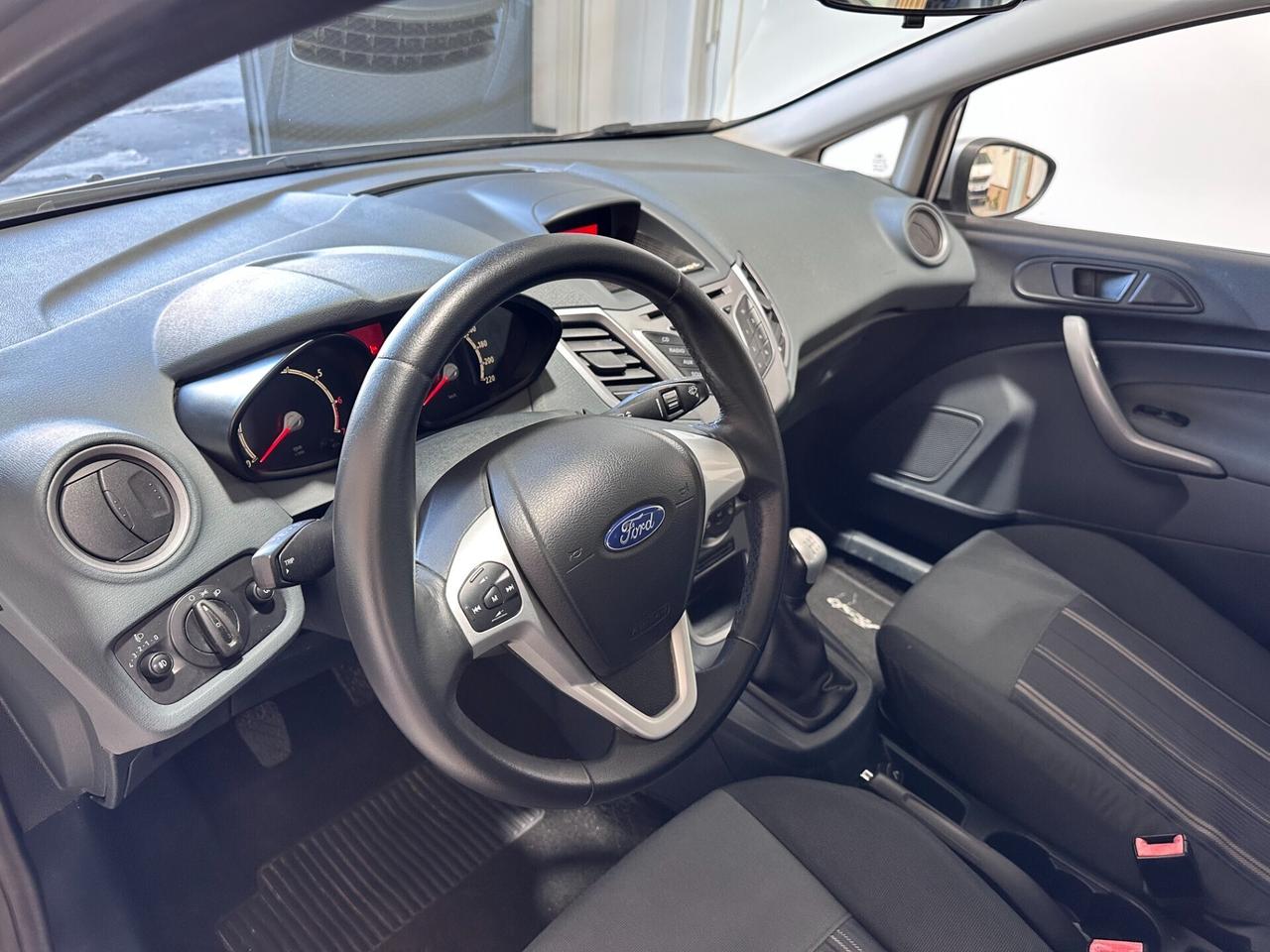 Ford Fiesta 1.2 82 CV 5 porte Titanium