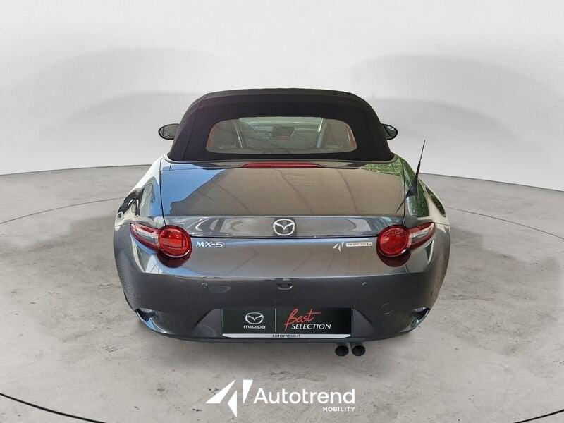 Mazda MX-5 1.5L Skyactiv-G 132 CV Soft Top Roadster Exclusive-Line