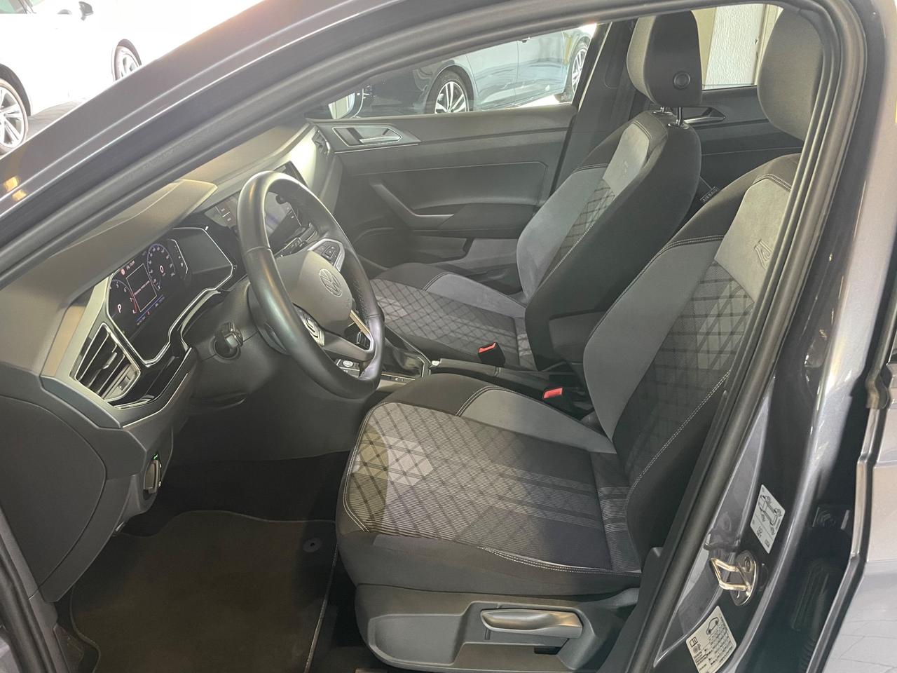 Volkswagen Taigo 1.0 TSI 115 CV DSG R-Line Telec. 18Misano Keyless