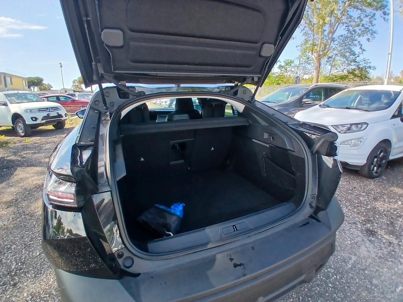 Peugeot 408 Hybrid 136 e-DCS6 Allure