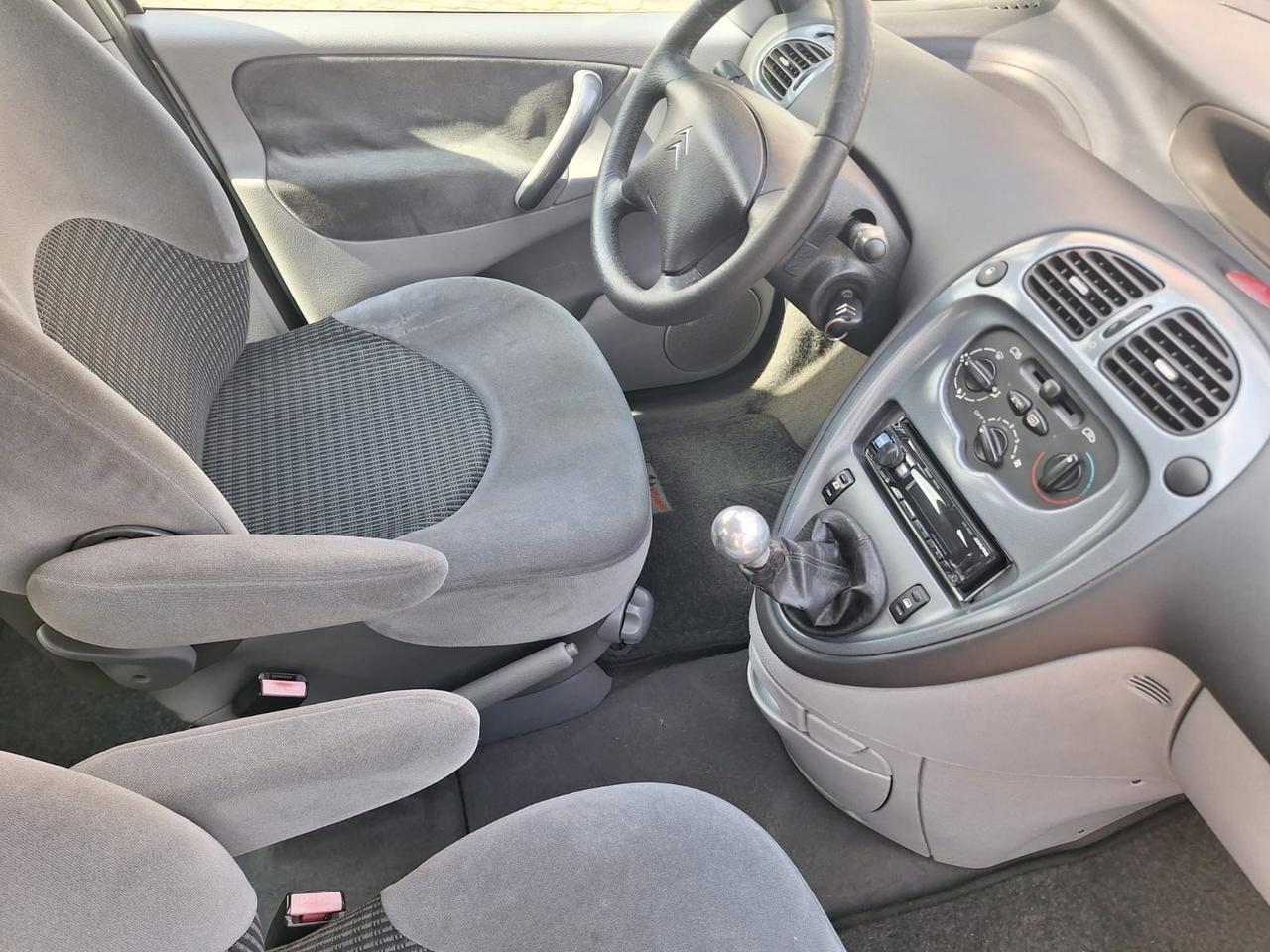 Citroen Xsara Picasso 1.6 benzina, pezzi di RICAMBI