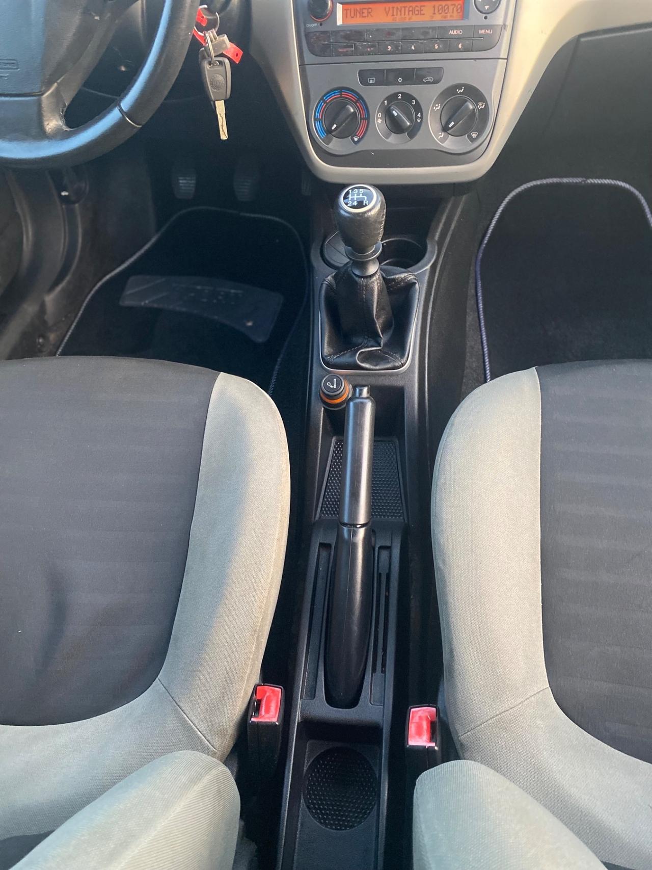 Fiat Grande Punto 1.2 CON SOLI 57 MILA KM UNIPRO