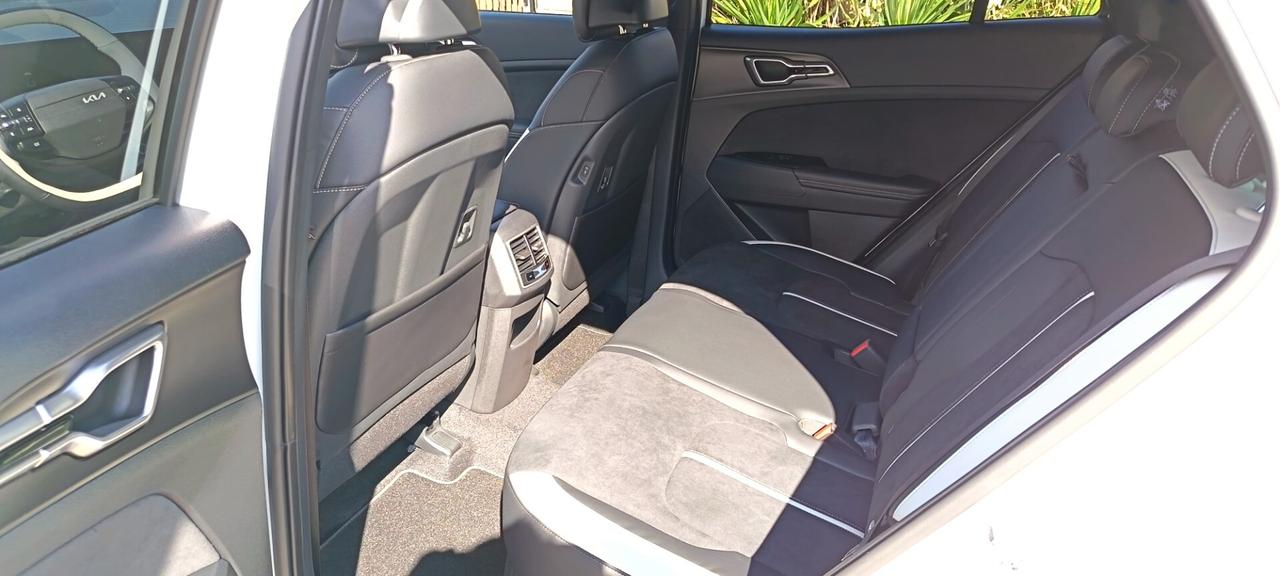 Kia Sportage 1.6 TGDi HEV AT GT-line Plus bicolor