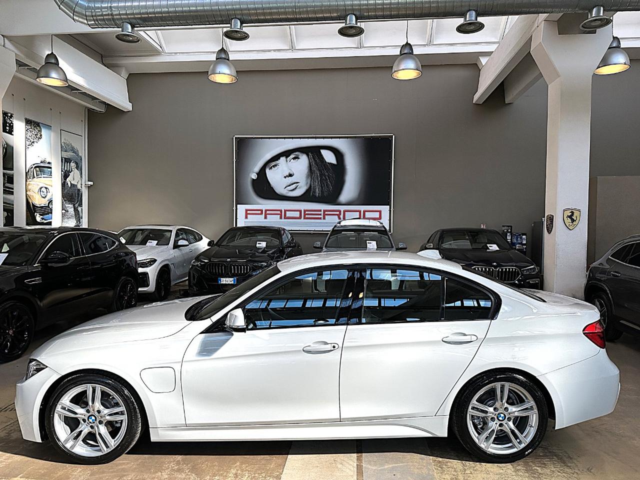 BMW 330 e Msport auto-LED-18"-Telecamera-Navi