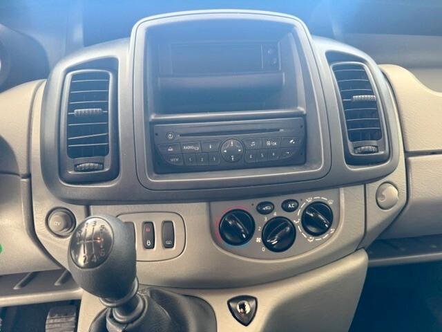 Opel Vivaro 2.0 CDTI 120CV PL-TN 9 posti 2012
