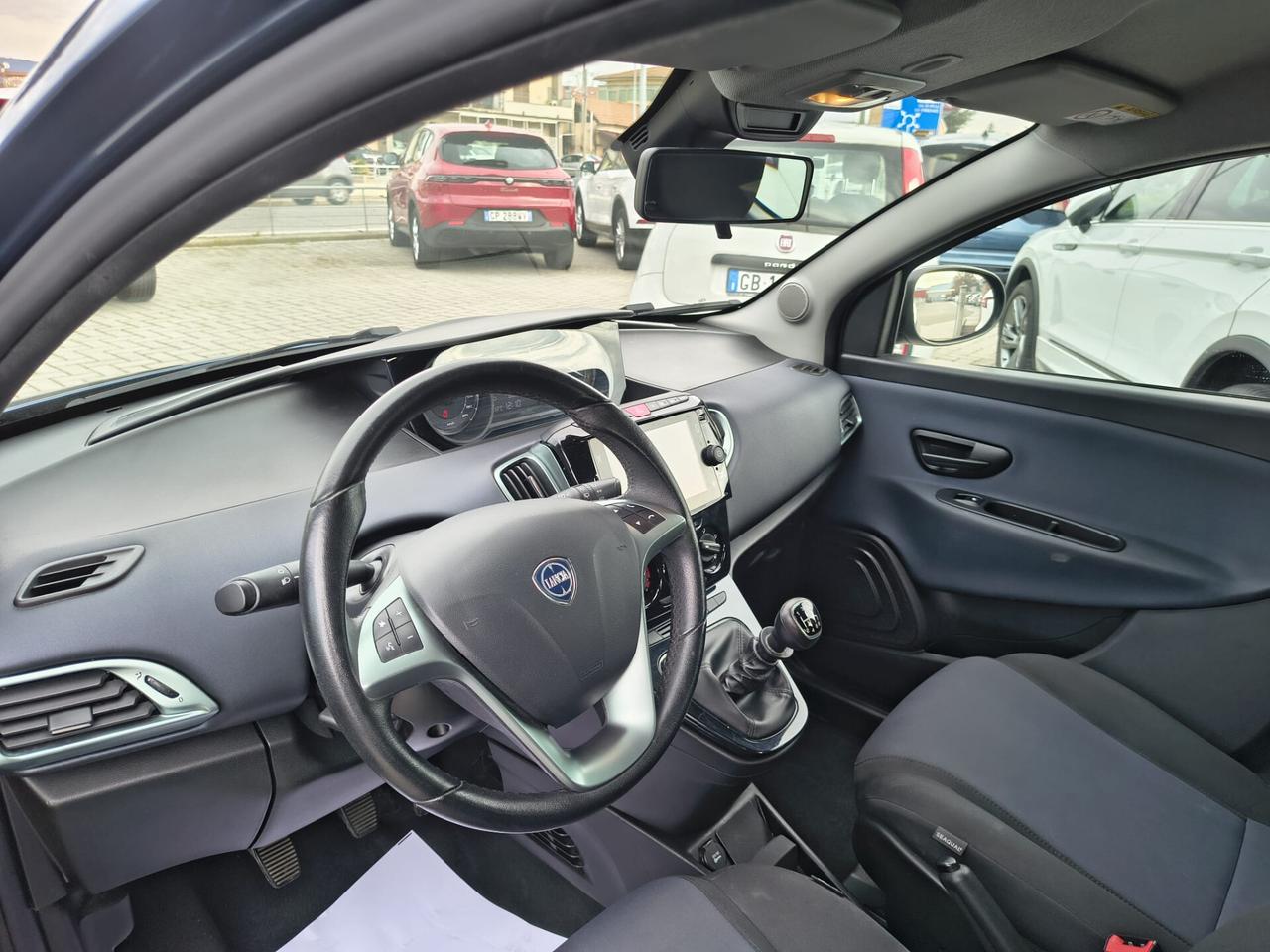 Lancia Ypsilon 1.0 Hybrid 5 POSTI*PREZZO REALE, SENZA OBBLIGHI*