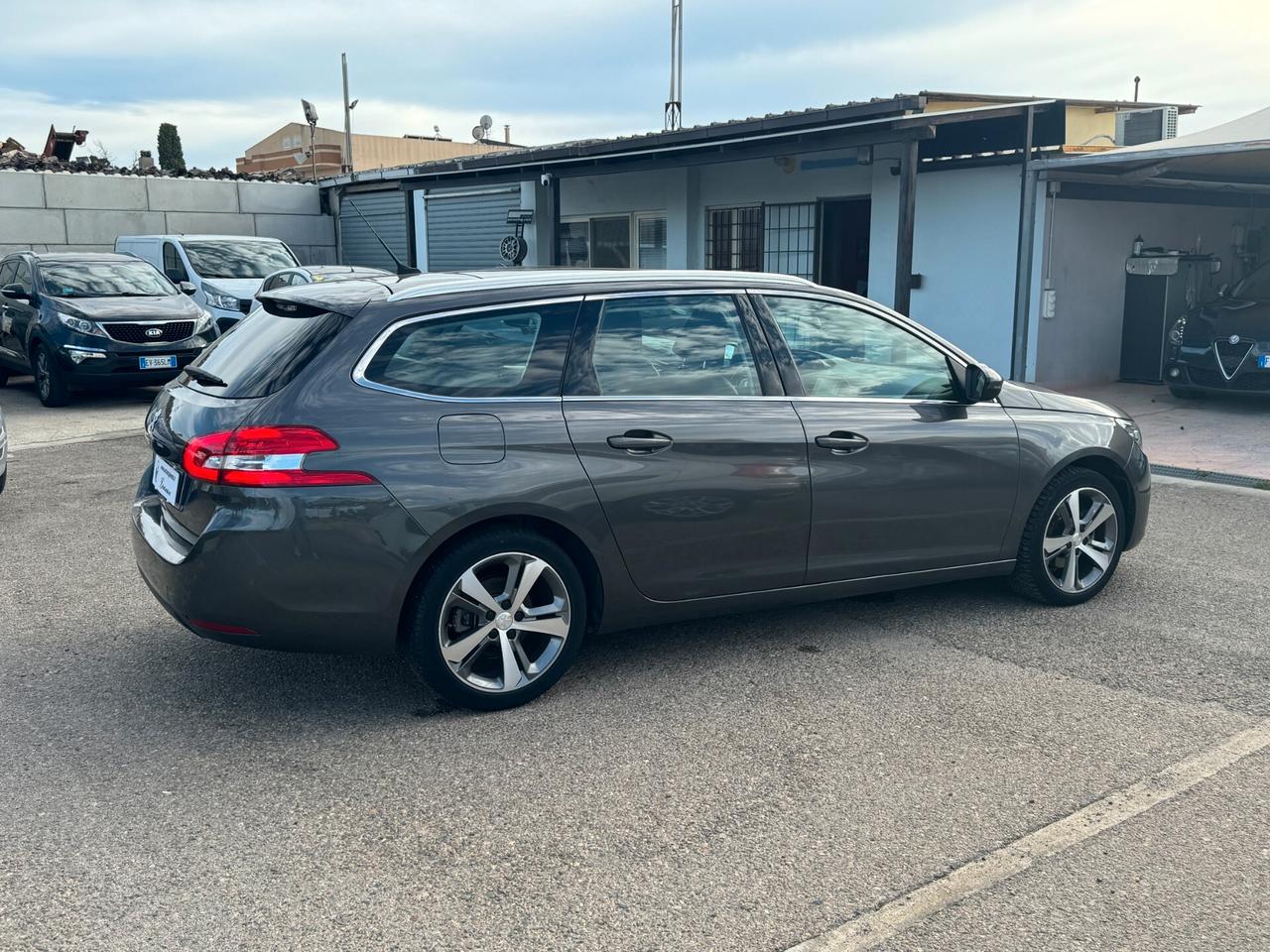 Peugeot 308 BlueHDi 130 SW Allure - 2018