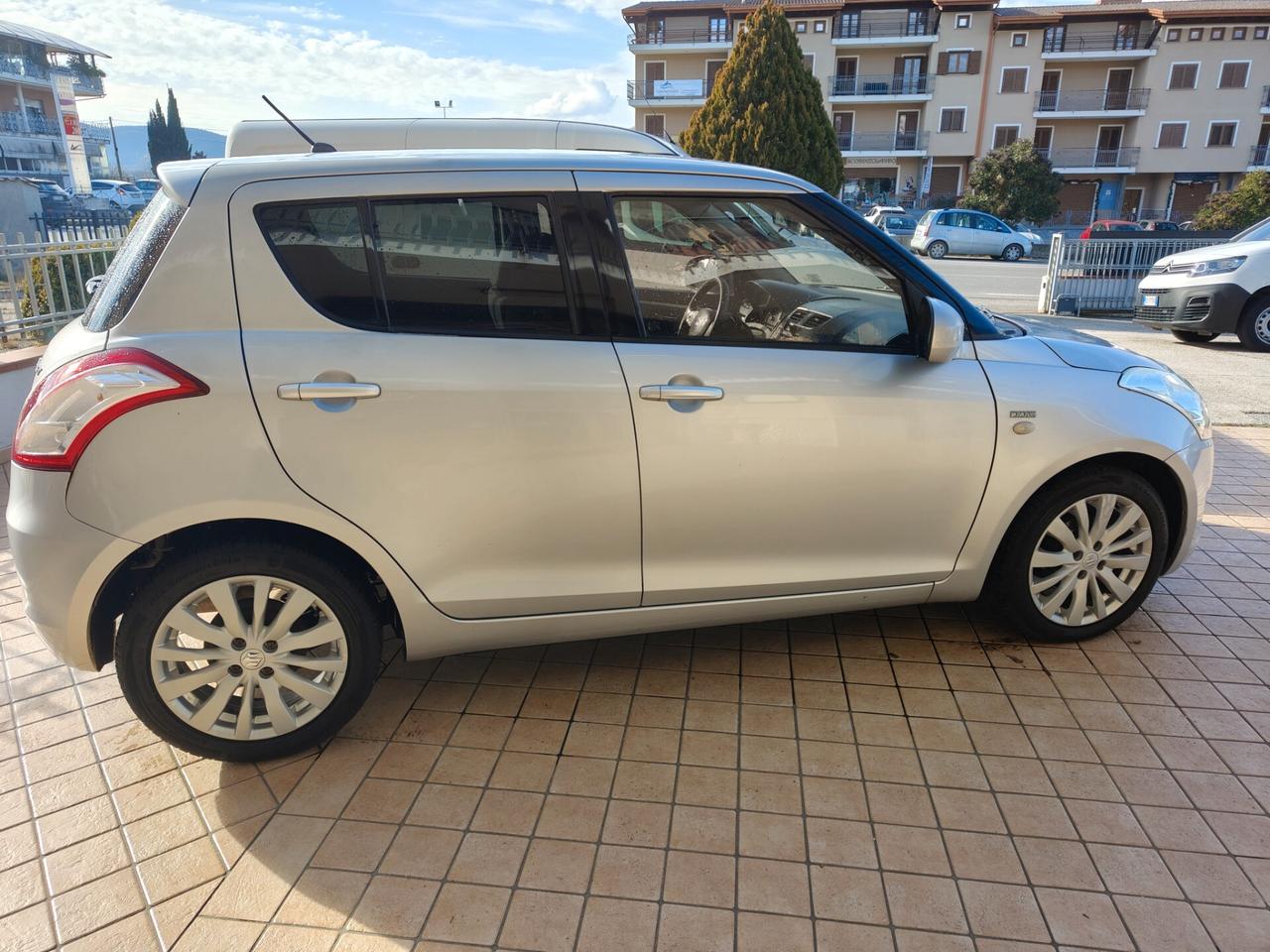 Suzuki Swift 1.3 DDiS 5 porte B-Top