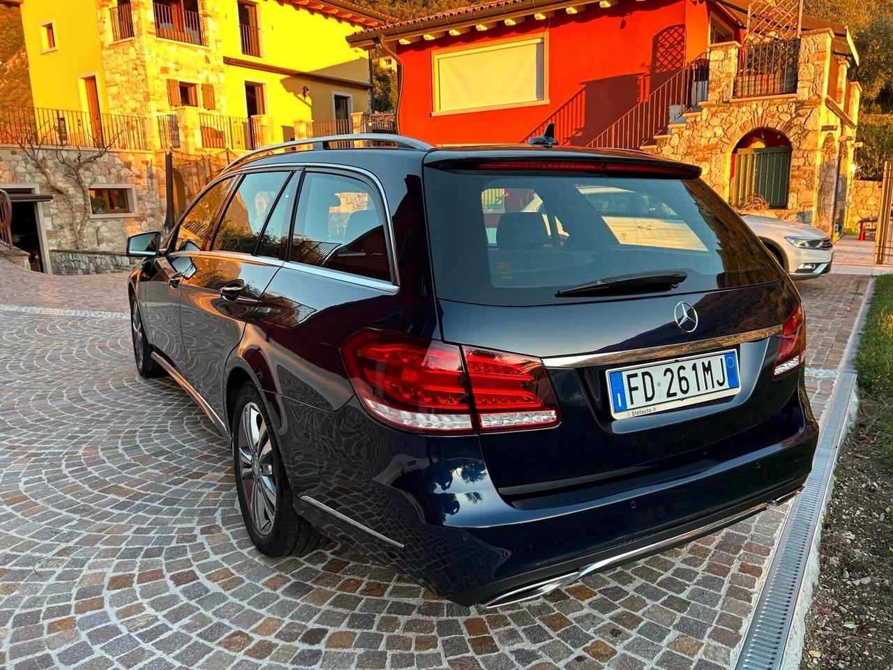 mercedes e 250 4 matic