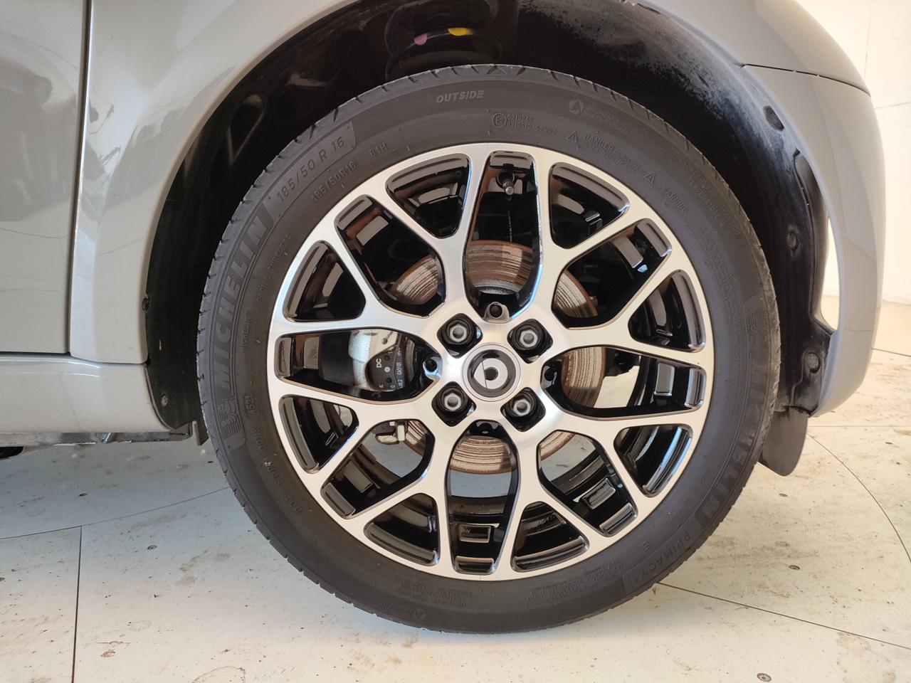 SMART Fortwo III 2020 - Fortwo eq racingrey 22kW