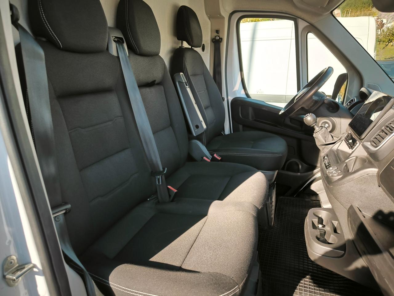 Peugeot Boxer 335 2.2 BlueHDi 140 S&S PM-TM Furgone