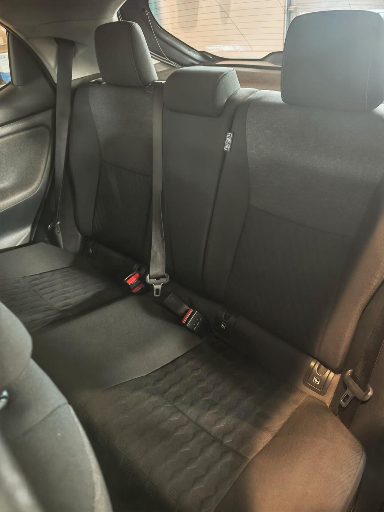 Toyota Yaris 1.5 Hybrid 5 porte Trend