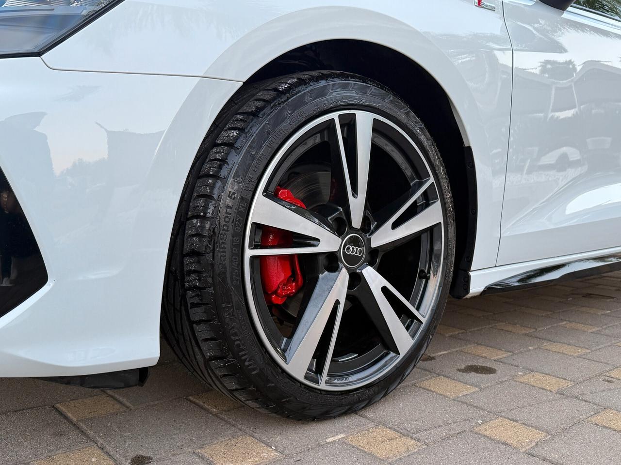 AUDI A3 SPB 35 TDI 150CV 3XS-LINE IDENTITY BLACK TETTO APRIBILE S-TRONIC