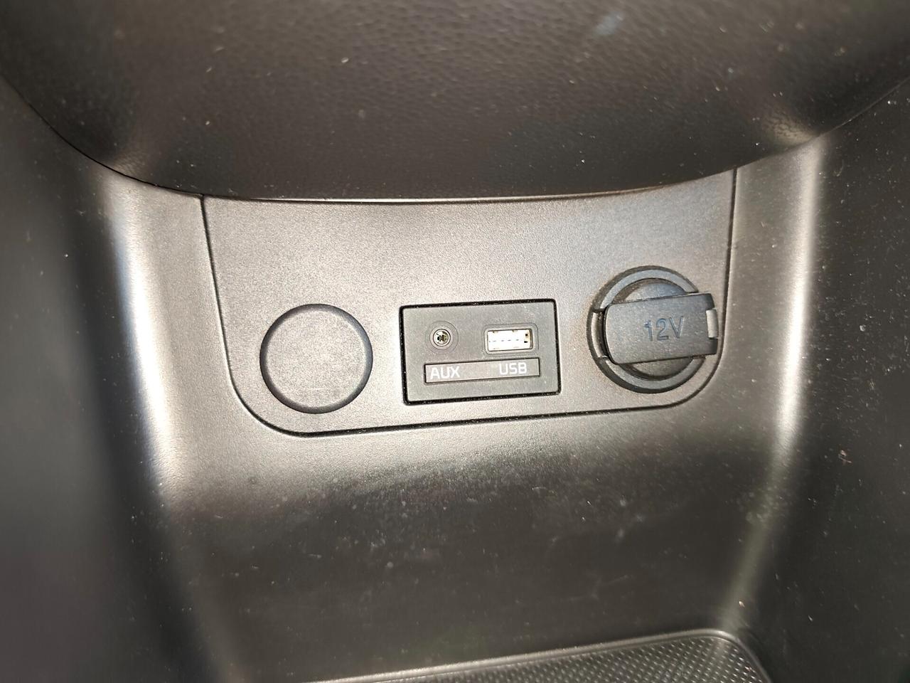 Kia Picanto 1.0 BENZINA CON NAVIGATORE