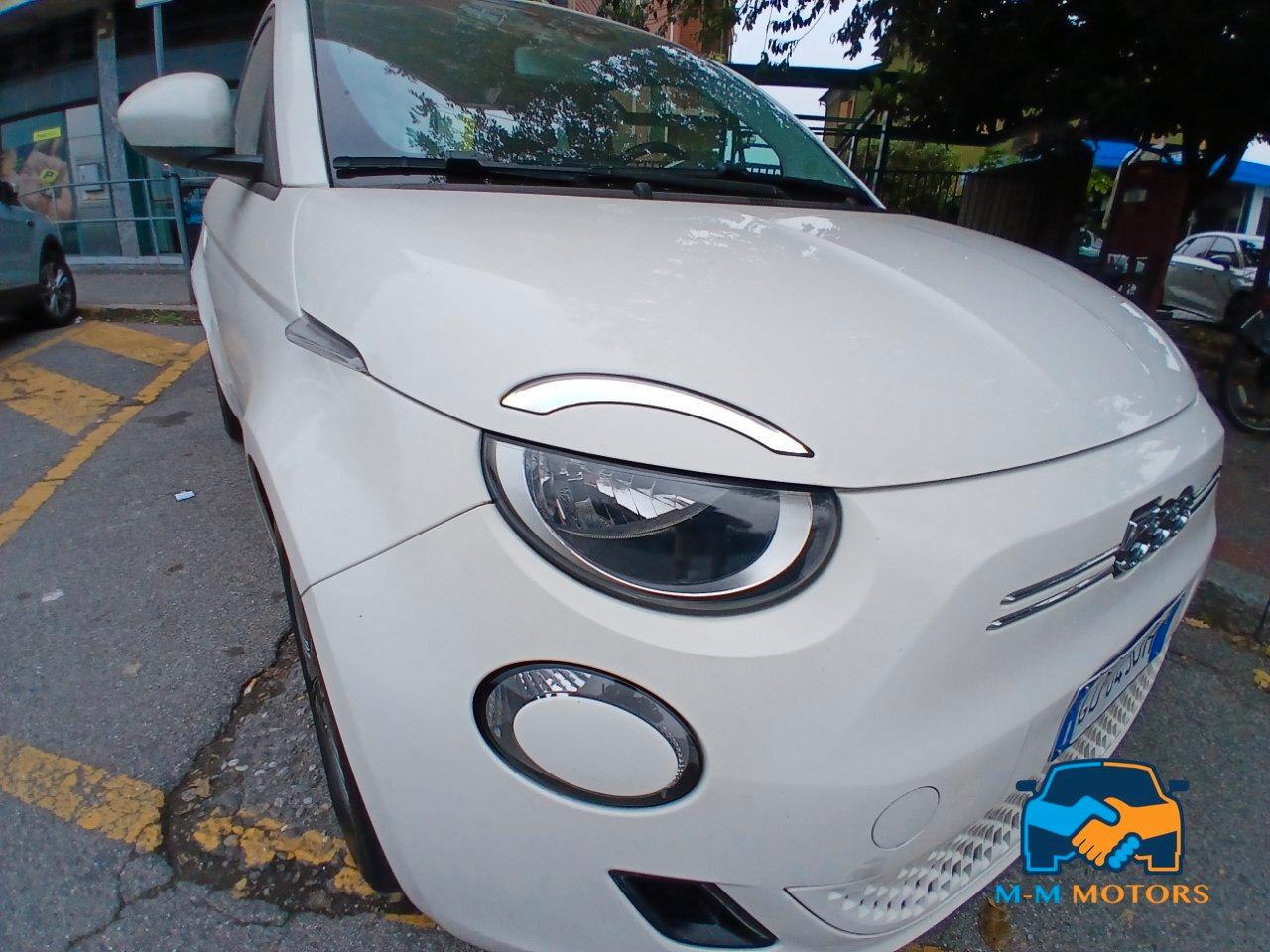 Fiat 500e 42 kWh La Prima