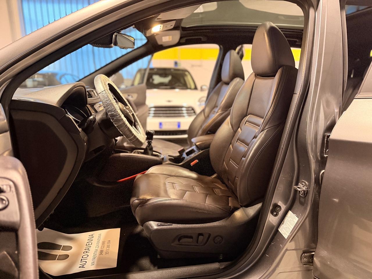 Nissan Qashqai 1.6 dCi 4WD Tekna+Tetto