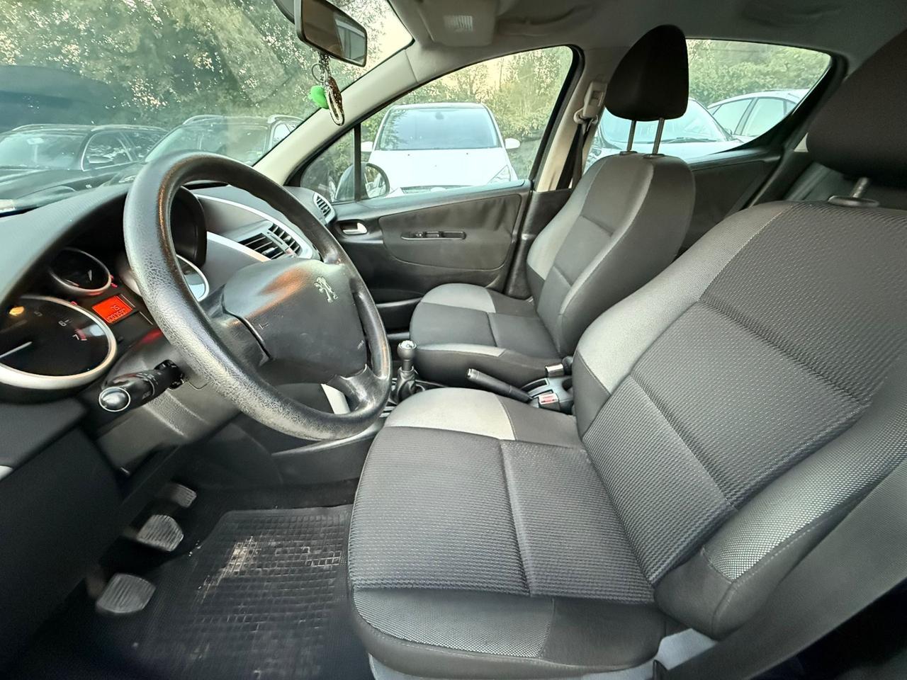 Peugeot 207 1.4 8V 75CV 5p. Energie ECO GPL