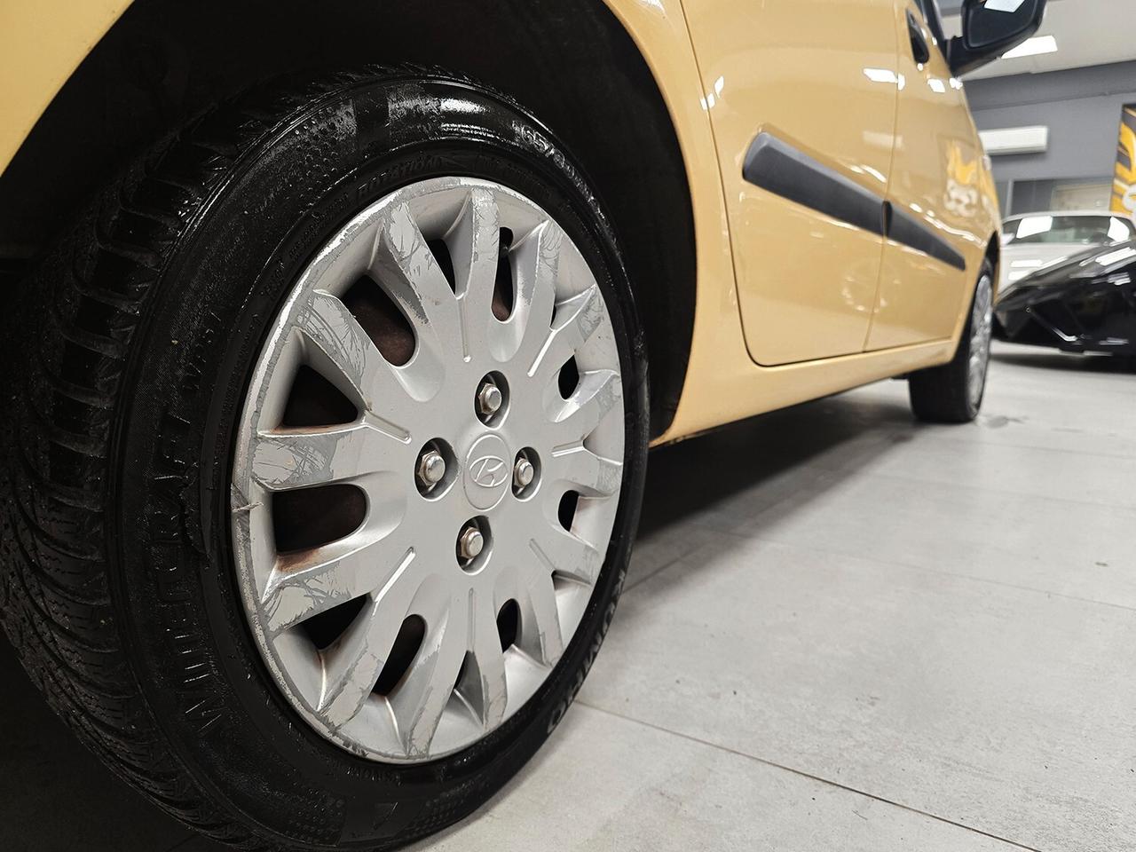 Hyundai i10 I 1.1 ACTIVE 65CV_GPL FINO 2031_GOMME KUMHO!!